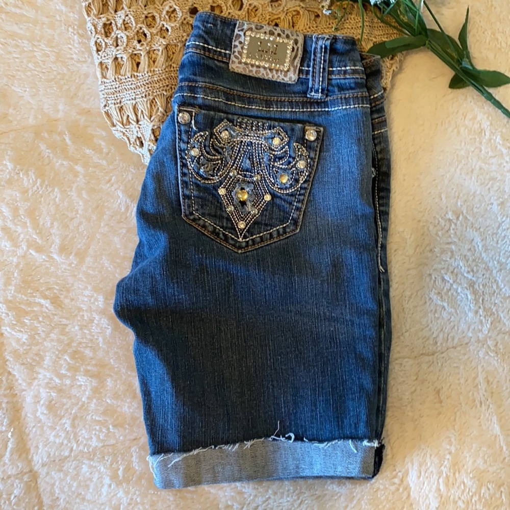 L. A. Idol shorts